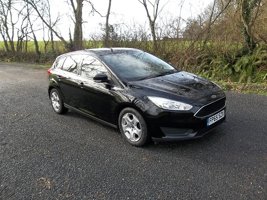 2015 Ford Focus 1.5TDCI Black Right Front